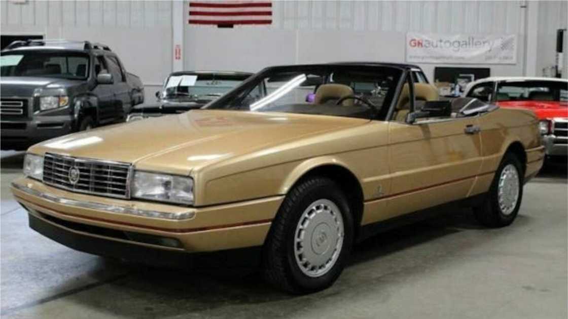 Babur din zinari: Hotunan kasaitattun ababen hawan Shugaba Donald Trump Babur din zinari: Hotunan kasaitattun ababen hawan Shugaba Donald Trump