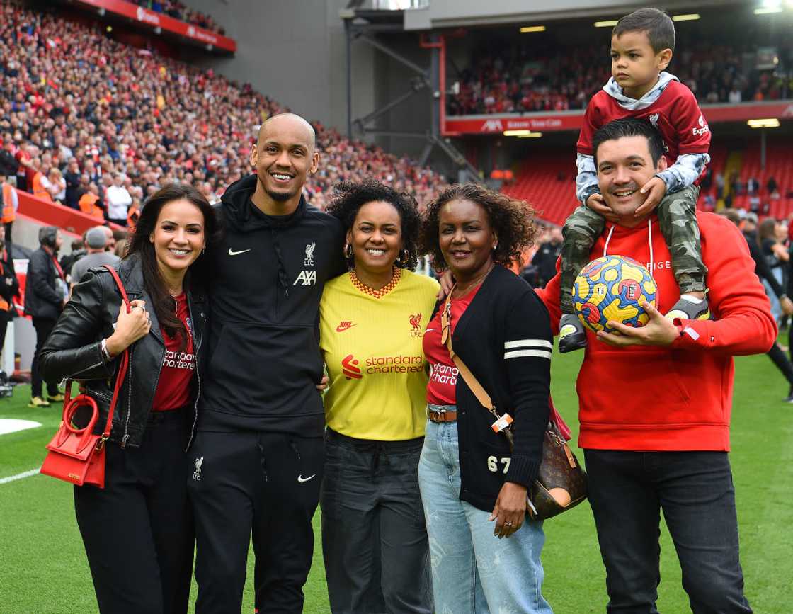 Fabinho poses with his family Fabinho poses with his family