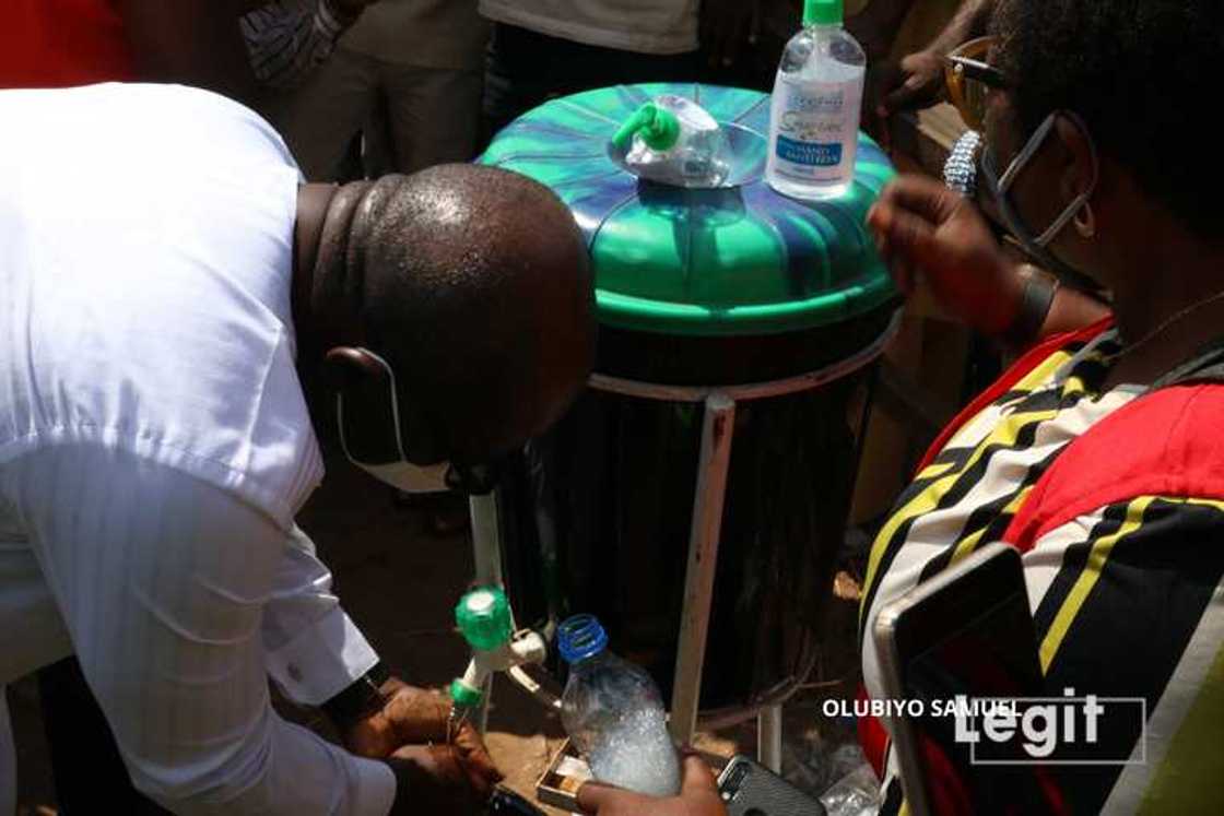 Edo election: Obaseki takes early lead as INEC releases more results