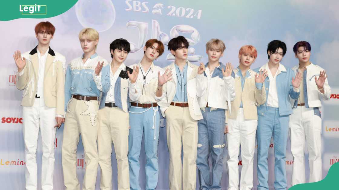 Members of ZEROBASEONE at the 2024 SBS Music Awards Summer Members of ZEROBASEONE at the 2024 SBS Music Awards Summer