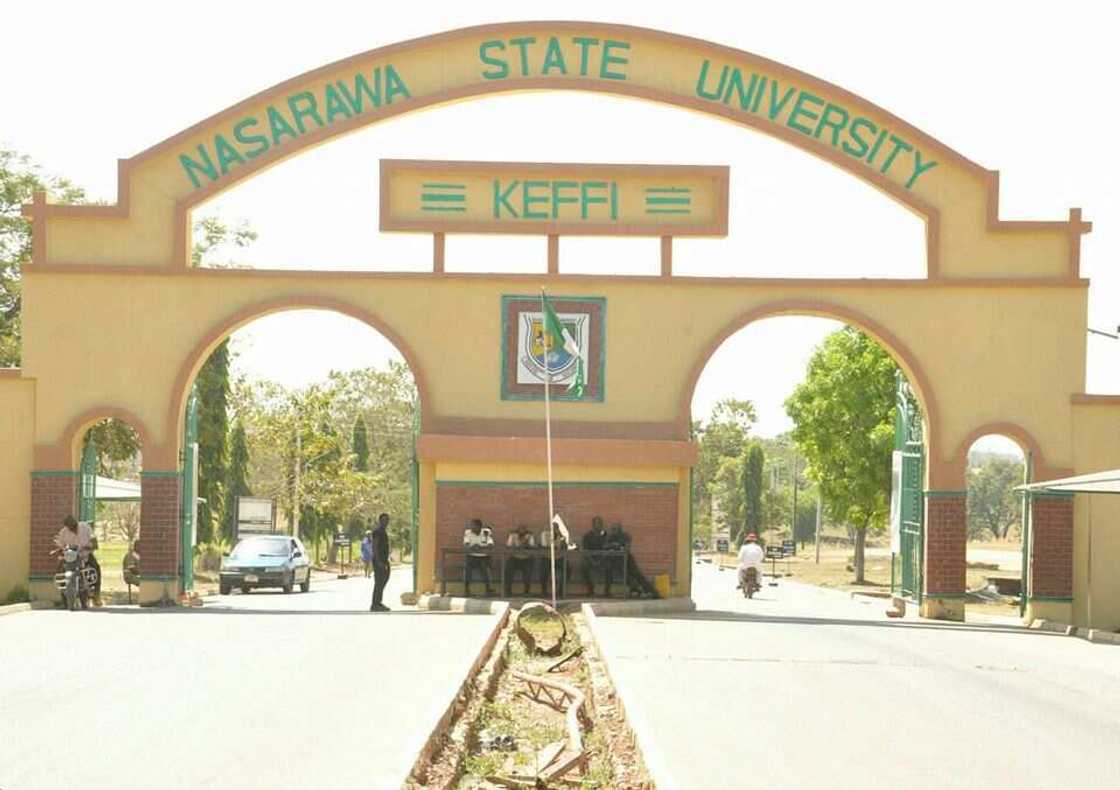 Yan bindiga sun sace ɗaliban jami'a a Nasarawa. Yan bindiga sun sace ɗaliban jami'a a Nasarawa.