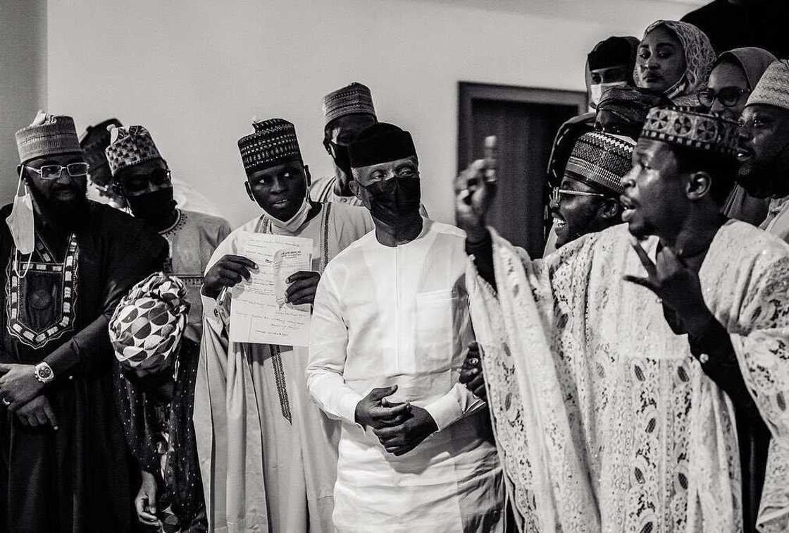 Grant Him Right of First Refusal: Group Tells Buhari, APC Leaders What To Do for Osinbajo in 2023 Grant Him Right of First Refusal: Group Tells Buhari, APC Leaders What To Do for Osinbajo in 2023