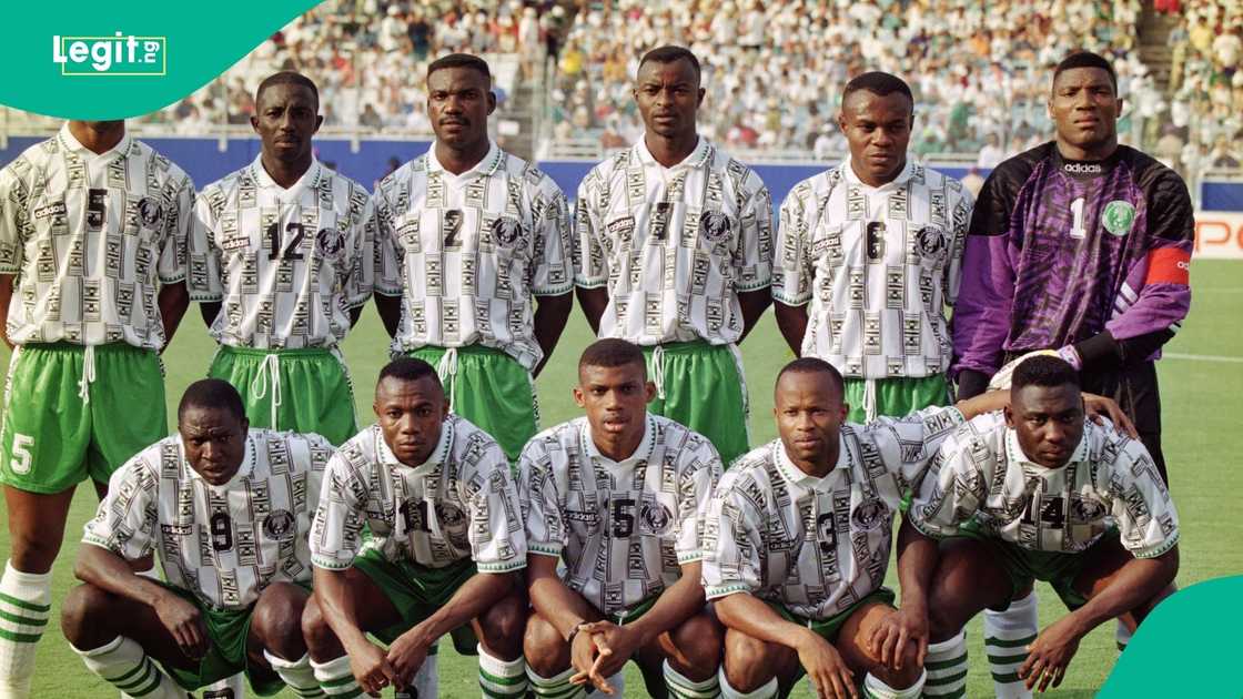 Super Eagles, Etim Esin, Football, USA, Football, North Africa.