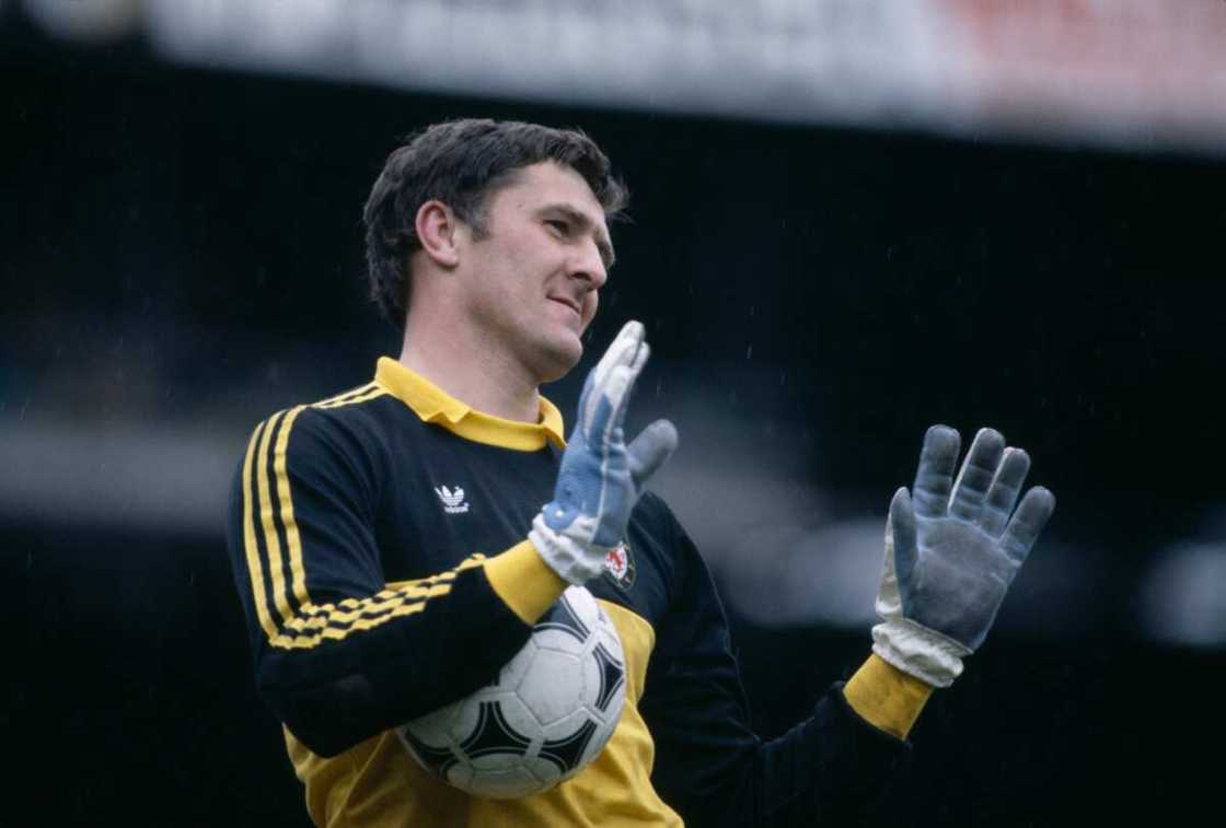 Dai Davies Dai Davies