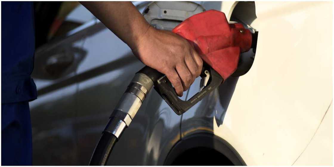 NNPC Head, Mele Kyari, Explains Why Fuel Price Should be N256 Per Litre NNPC Head, Mele Kyari, Explains Why Fuel Price Should be N256 Per Litre