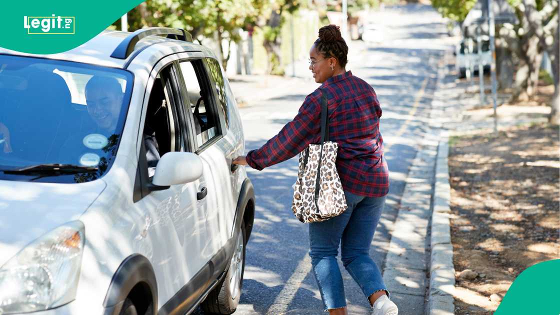 Kamfanin Uber ya dakatar da ayyukansa a Najeriya Kamfanin Uber ya dakatar da ayyukansa a Najeriya