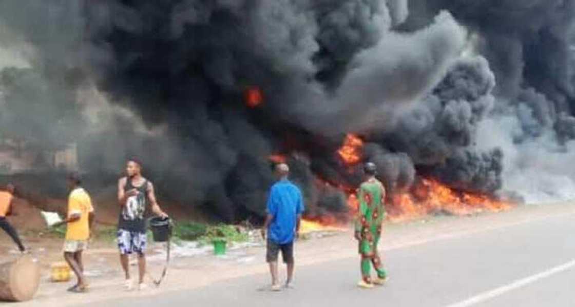 Da duminsa: Wani abu mai fashewa ya sake tashi a wata jihar arewacin Najeriya Da duminsa: Wani abu mai fashewa ya sake tashi a wata jihar arewacin Najeriya