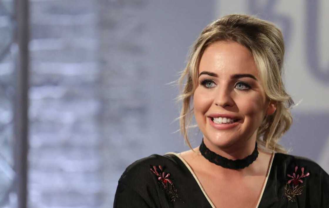 Who is Lydia Bright Who is Lydia Bright