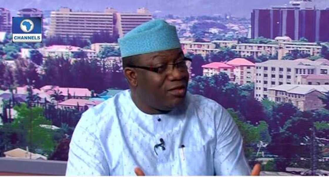 Yanzu-yanzu: Jam'iyyar APC ta dakatad da gwamnan jihar Ekiti, Kayode Fayemi Yanzu-yanzu: Jam'iyyar APC ta dakatad da gwamnan jihar Ekiti, Kayode Fayemi