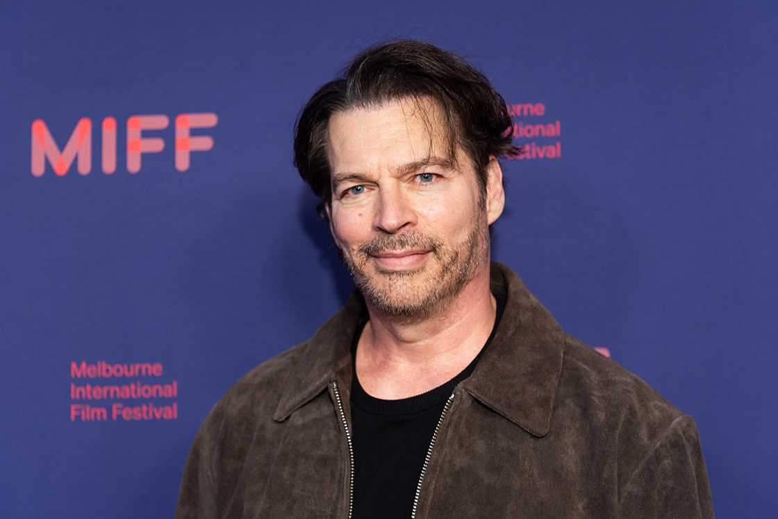Harry Connick Jr. posing for a photo