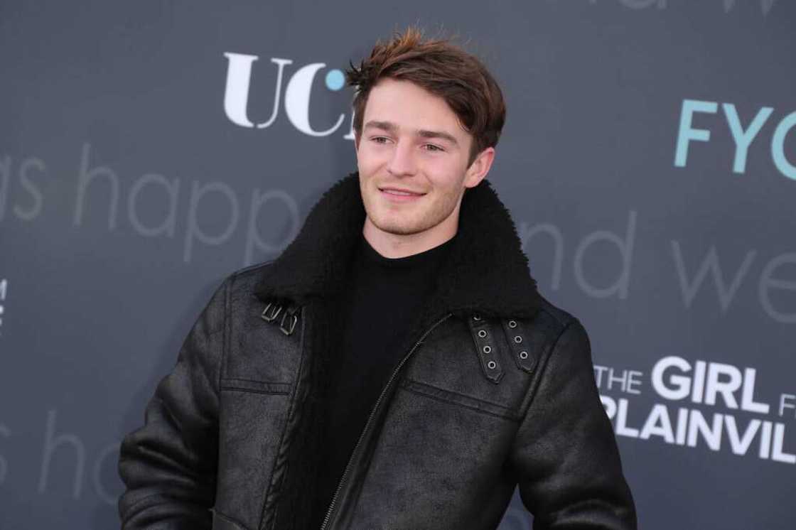 Dylan Summerall at the Los Angeles special screening of The Girl From Plainville Dylan Summerall at the Los Angeles special screening of The Girl From Plainville