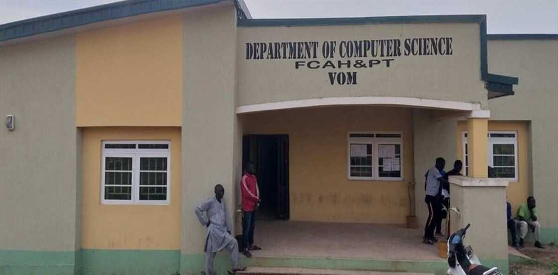 Federal College of Veterinary Medical Laboratory Technology, Vom Federal College of Veterinary Medical Laboratory Technology, Vom