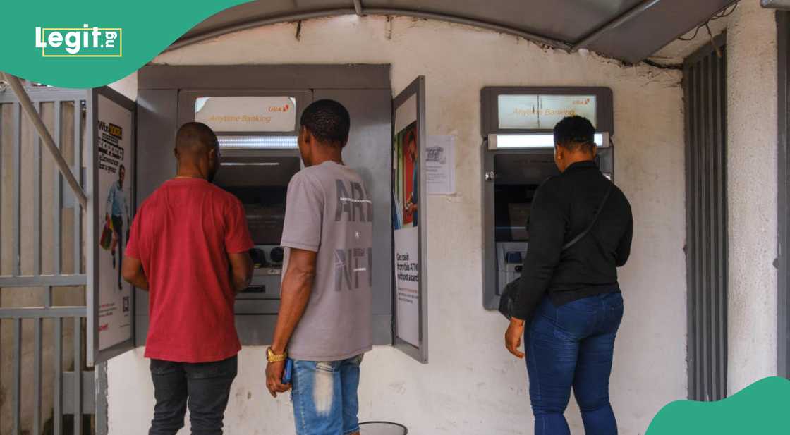 Nigerian banks to shut branches