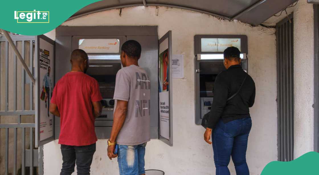 Nigerian banks announce new cash withdrawal limits. Nigerian banks announce new cash withdrawal limits.