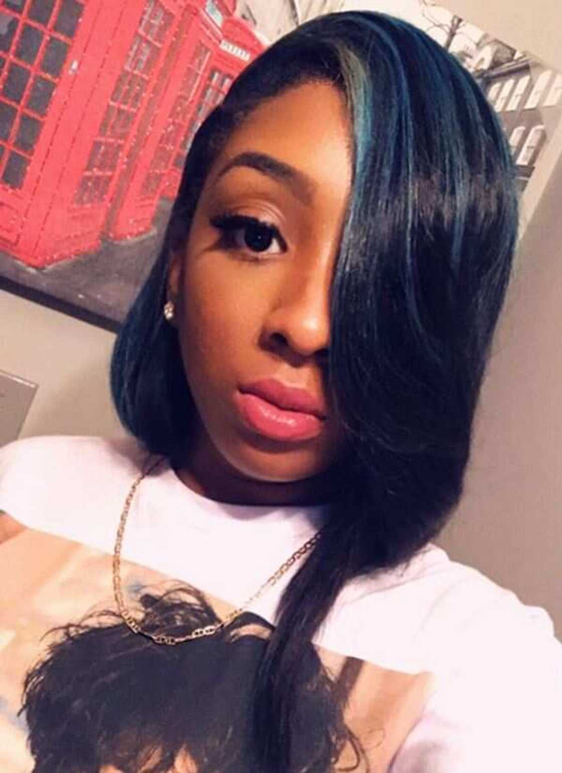 Asymmetrical bob Asymmetrical bob