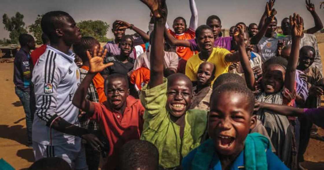 Ku daina yiwa yara bleaching, inji likitan fata Ku daina yiwa yara bleaching, inji likitan fata