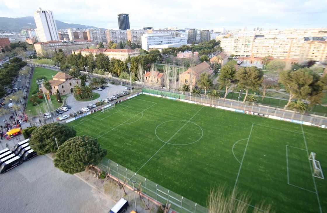 Barcelona's training facilities located near the Camp Nou. Barcelona's training facilities located near the Camp Nou.
