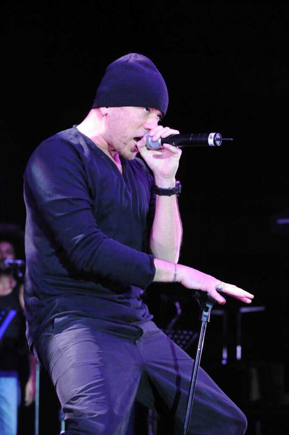 Le chanteur français Pascal Obispo Le chanteur français Pascal Obispo