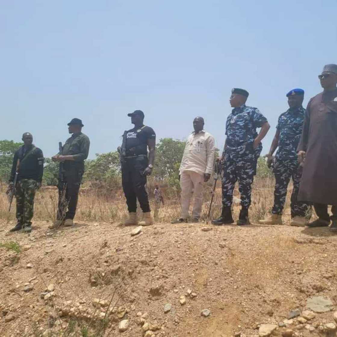 IGP patrols Abuja-Kaduna expressway IGP patrols Abuja-Kaduna expressway