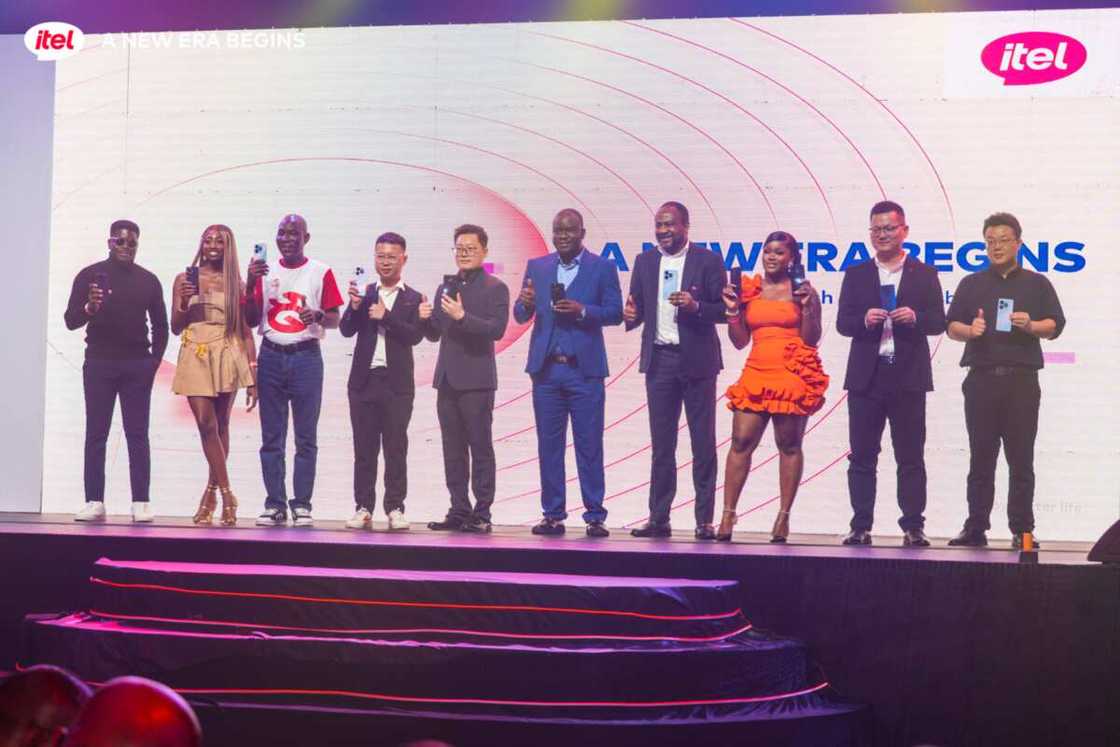 itel Unveils New Logo, Restates Commitment to Reshaping Smart Life Service in Nigeria itel Unveils New Logo, Restates Commitment to Reshaping Smart Life Service in Nigeria