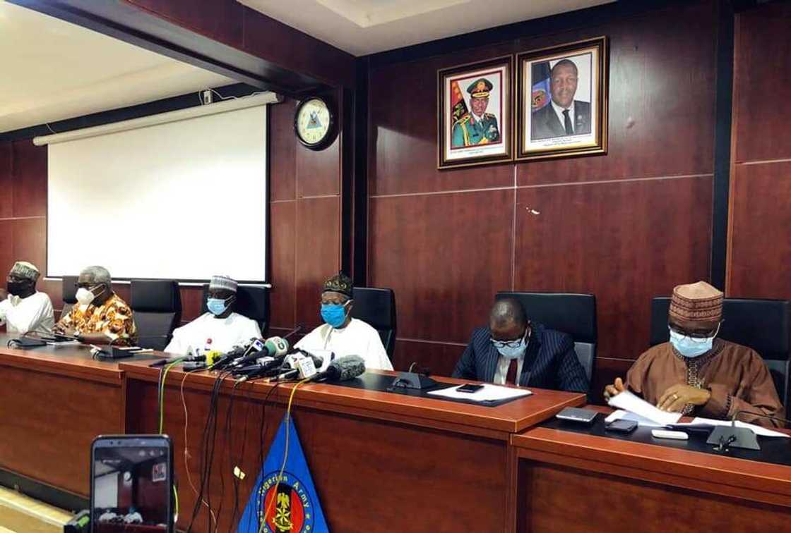 Lai Mohammed blasts those calling for probe ex-service chiefs, calls them unpatriotic Lai Mohammed blasts those calling for probe ex-service chiefs, calls them unpatriotic