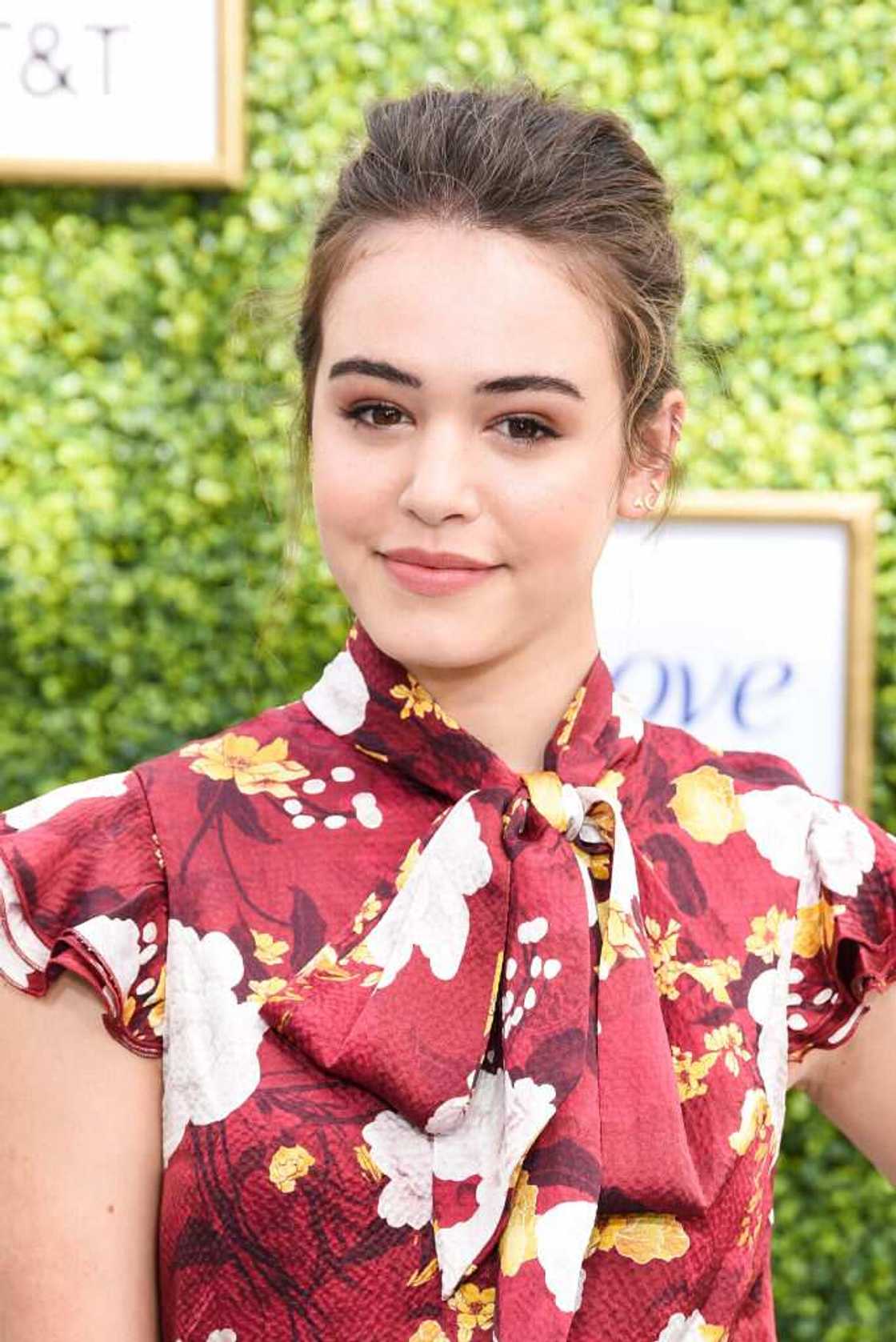 Kaylee Bryant hot Kaylee Bryant hot
