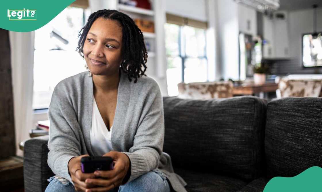 Photo of young lady Photo of young lady