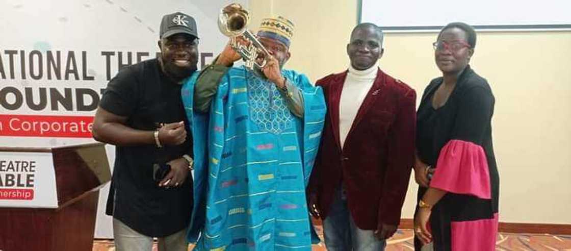 National Theatre holds roundtable session. National Theatre holds roundtable session.
