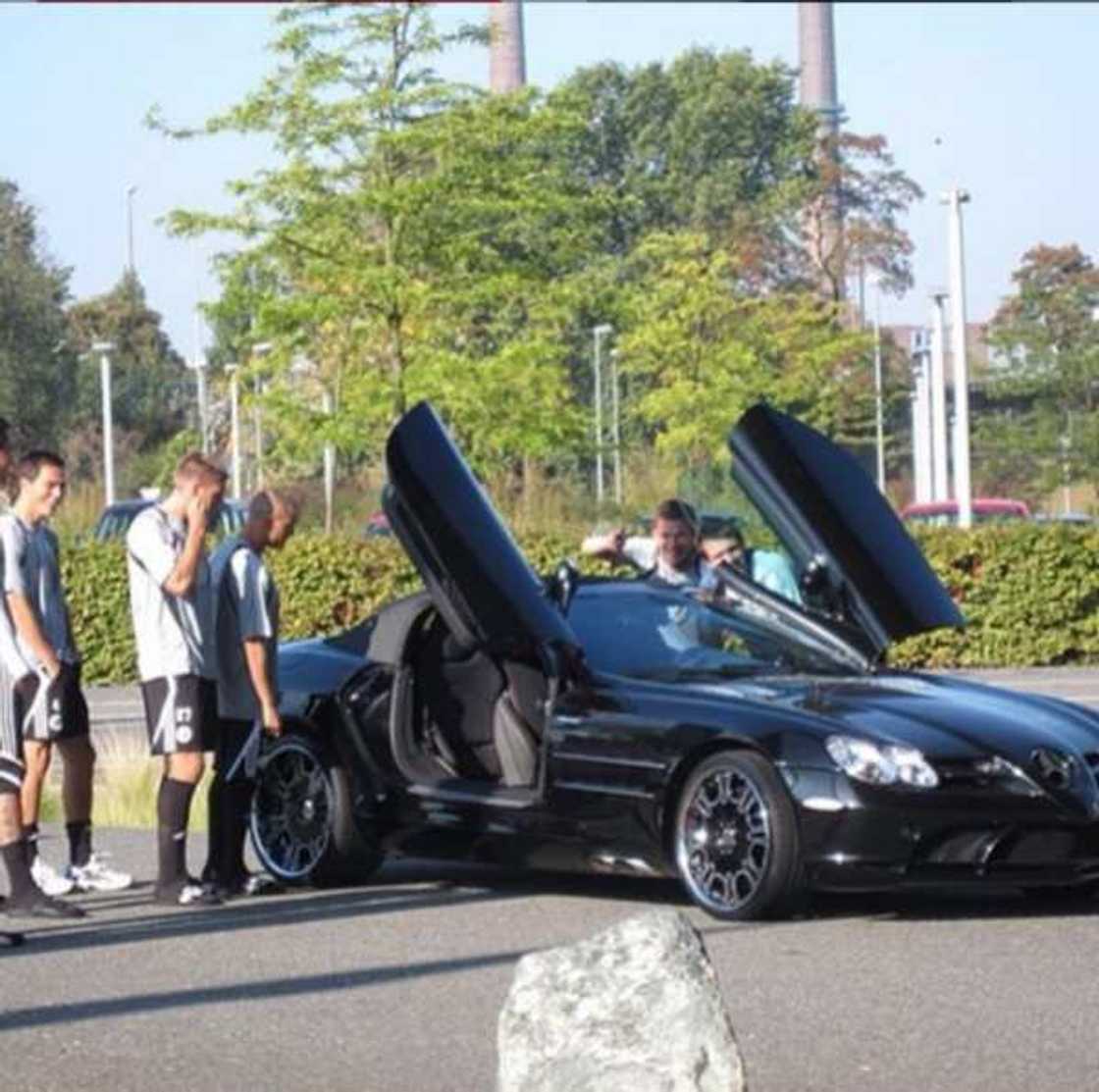 Mercedes Benz SLR McLaren of Obafemi Martins