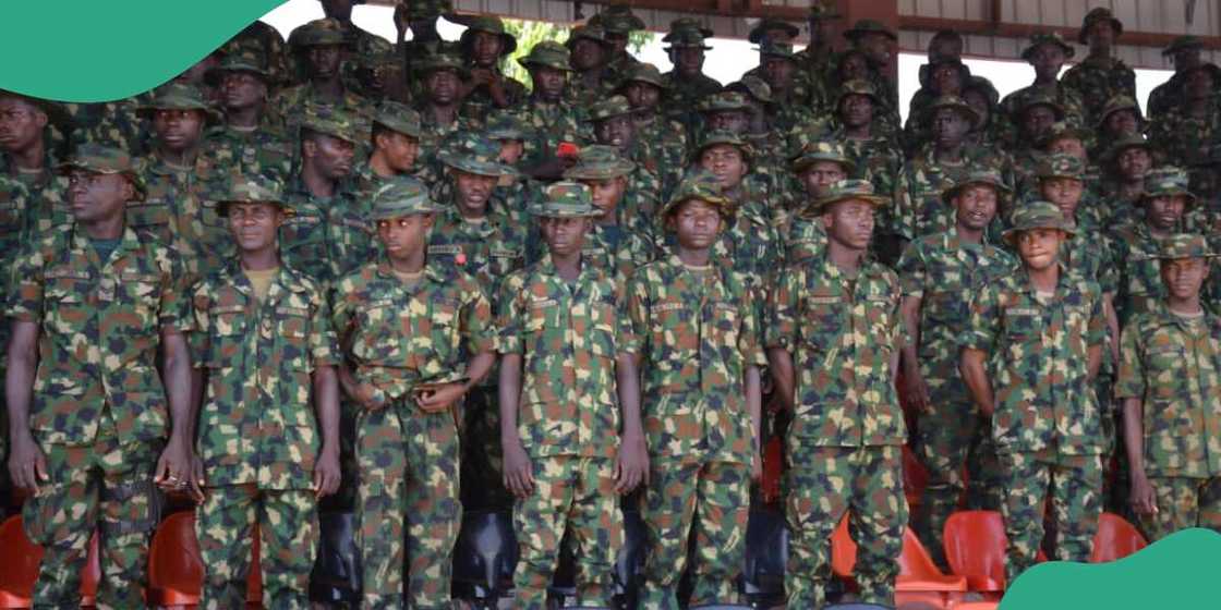 Daukar aikin soja Daukar aikin soja