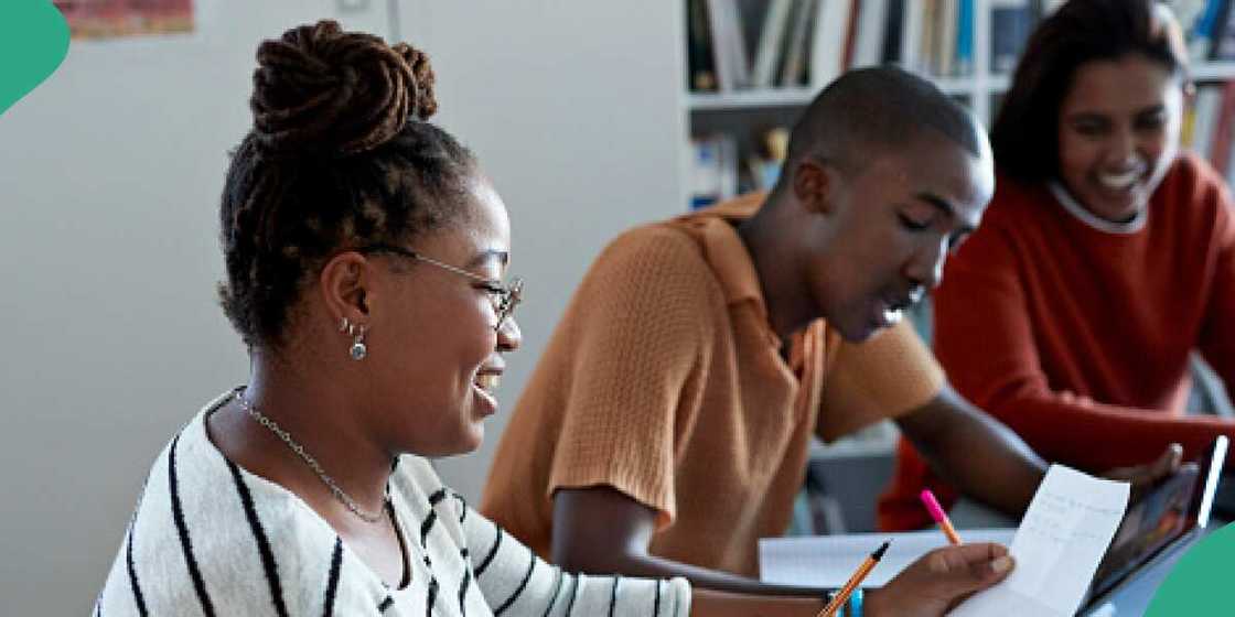 Top 10 most useless courses to study in university Top 10 most useless courses to study in university