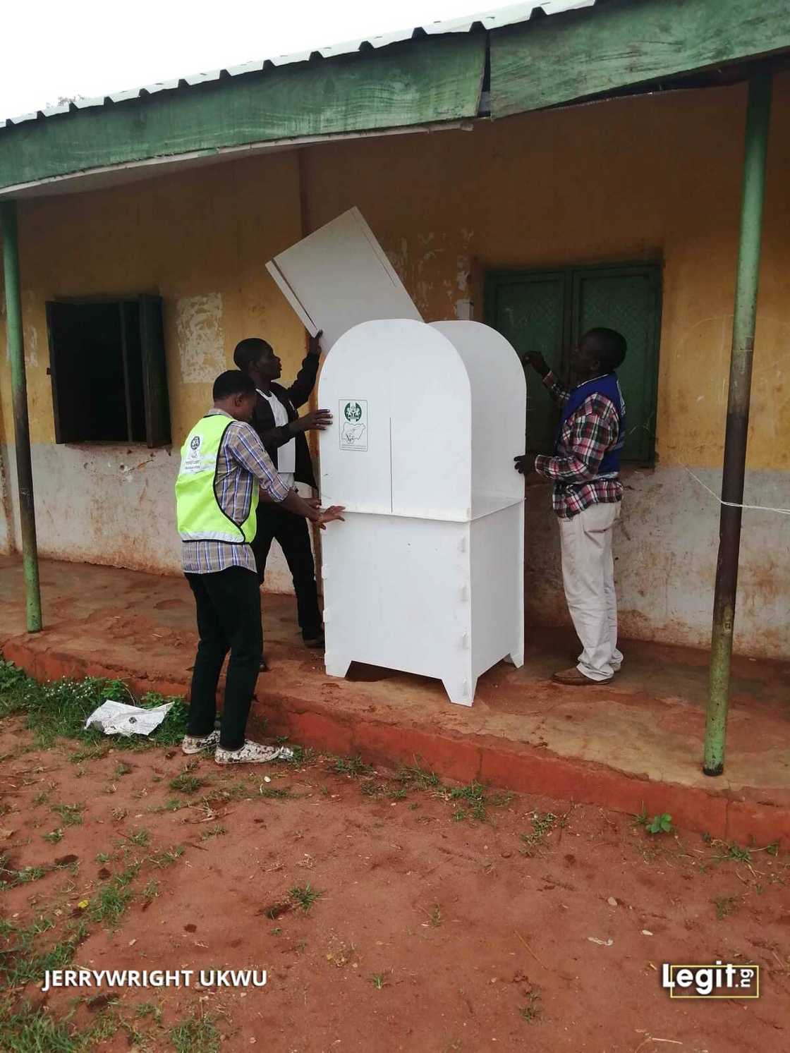 LIVE UPDATES: Kogi, Bayelsa governorship elections begin LIVE UPDATES: Kogi, Bayelsa governorship elections begin