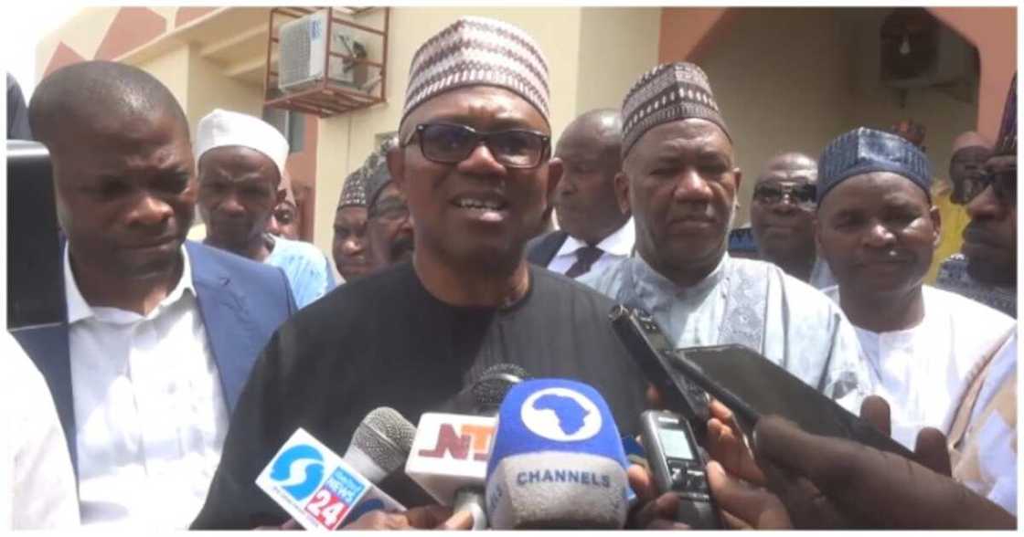 Peter Obi ya yi kira ga 'yan Najeriya su kwantar da hankulan su Peter Obi ya yi kira ga 'yan Najeriya su kwantar da hankulan su