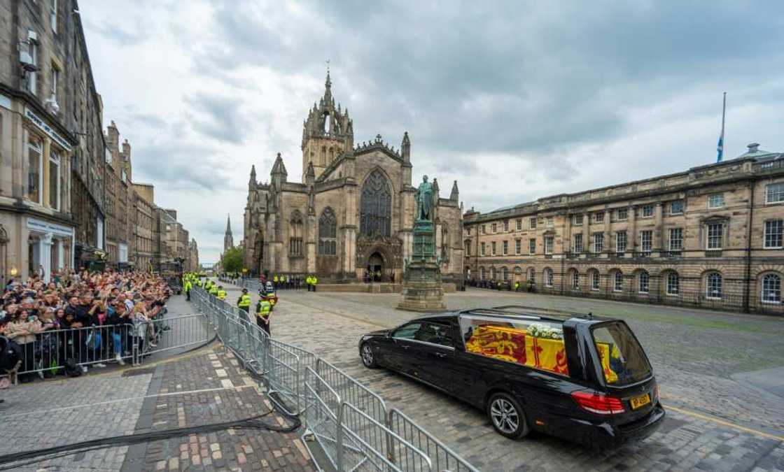 The coffin carrying the body of Queen Elizabeth II will be taken to St Giles' Cathedral in Edinburgh before being flown back to London The coffin carrying the body of Queen Elizabeth II will be taken to St Giles' Cathedral in Edinburgh before being flown back to London