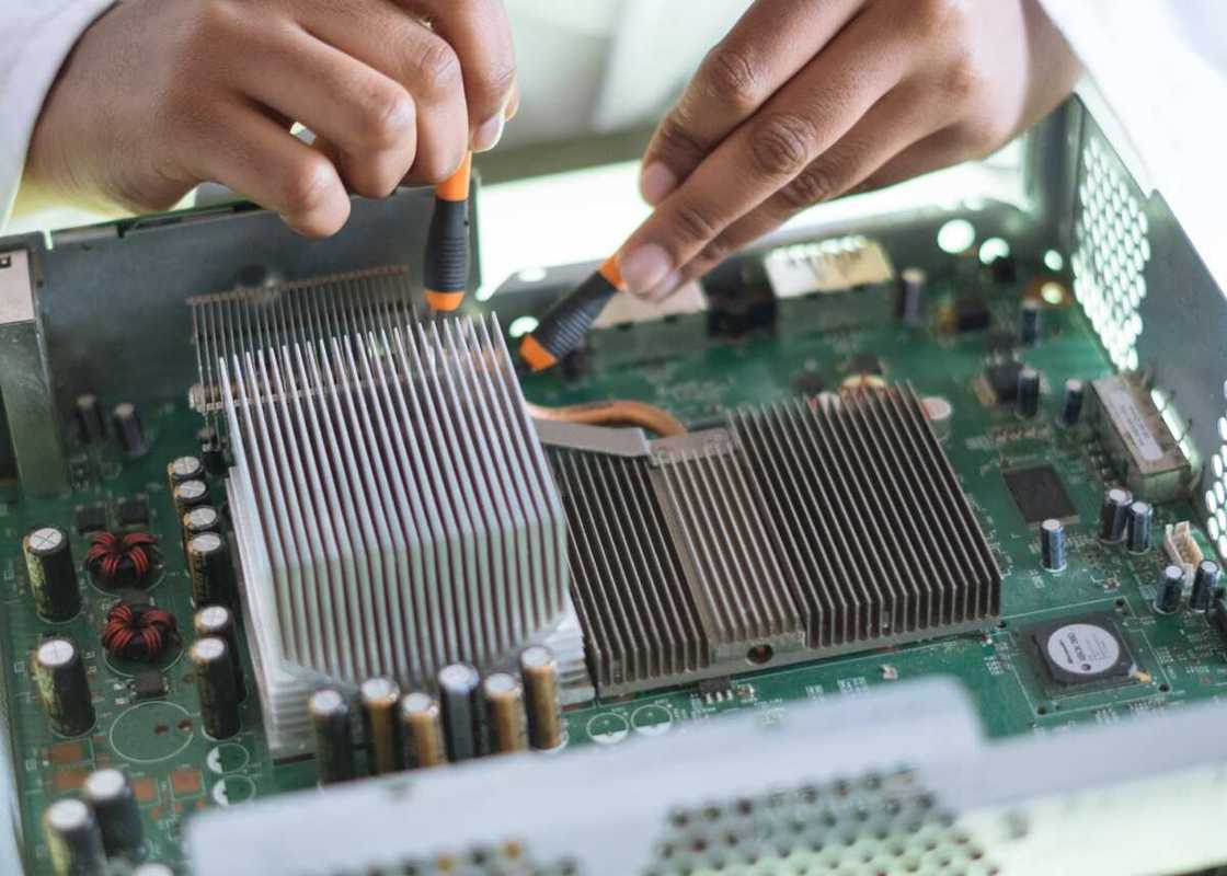 what kind of motherboard do i have what kind of motherboard do i have