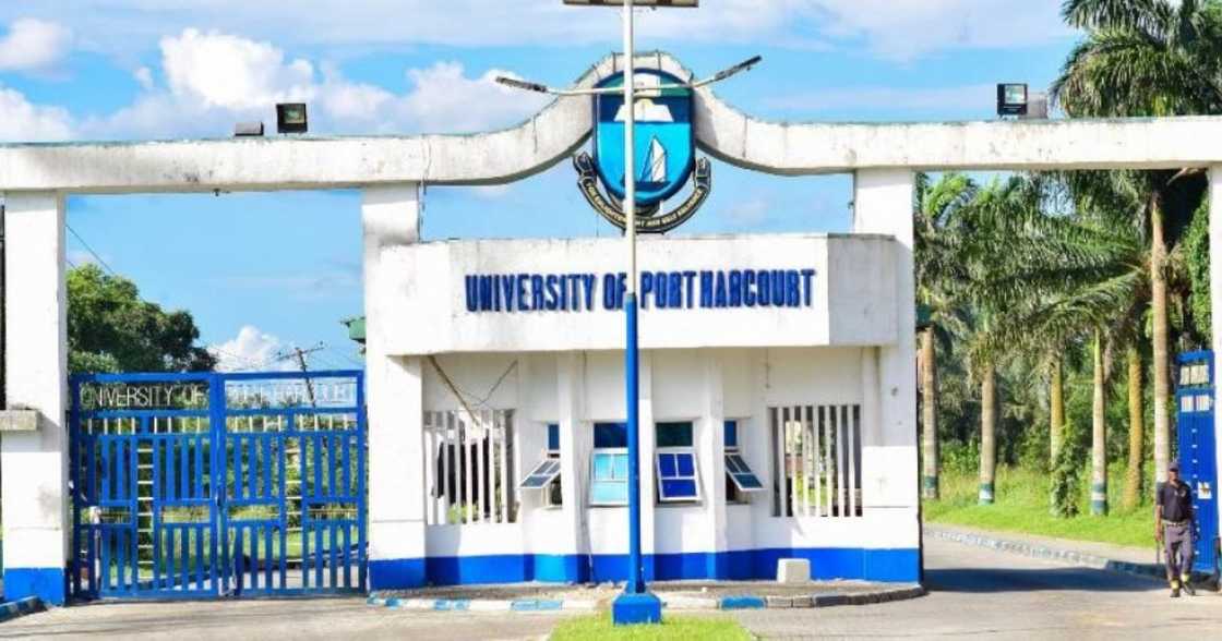 A UNIPORT student who wrote UTME at 15 mentions her current age as she bags a degree A UNIPORT student who wrote UTME at 15 mentions her current age as she bags a degree