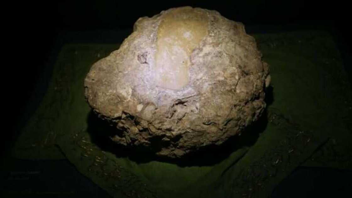 Gidan adana kayan tarihi na Turkiyya ya wallafa hotunan wasu kayayyakin da annabi ya yi amfani da su Gidan adana kayan tarihi na Turkiyya ya wallafa hotunan wasu kayayyakin da annabi ya yi amfani da su