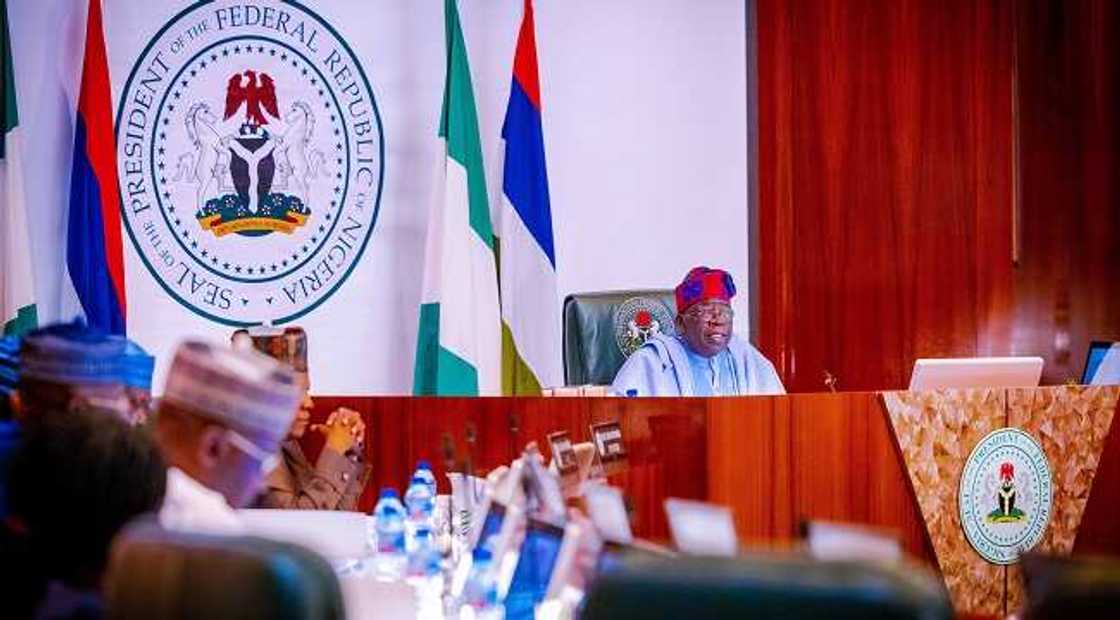 Nigeria's excess crude account Nigeria's excess crude account