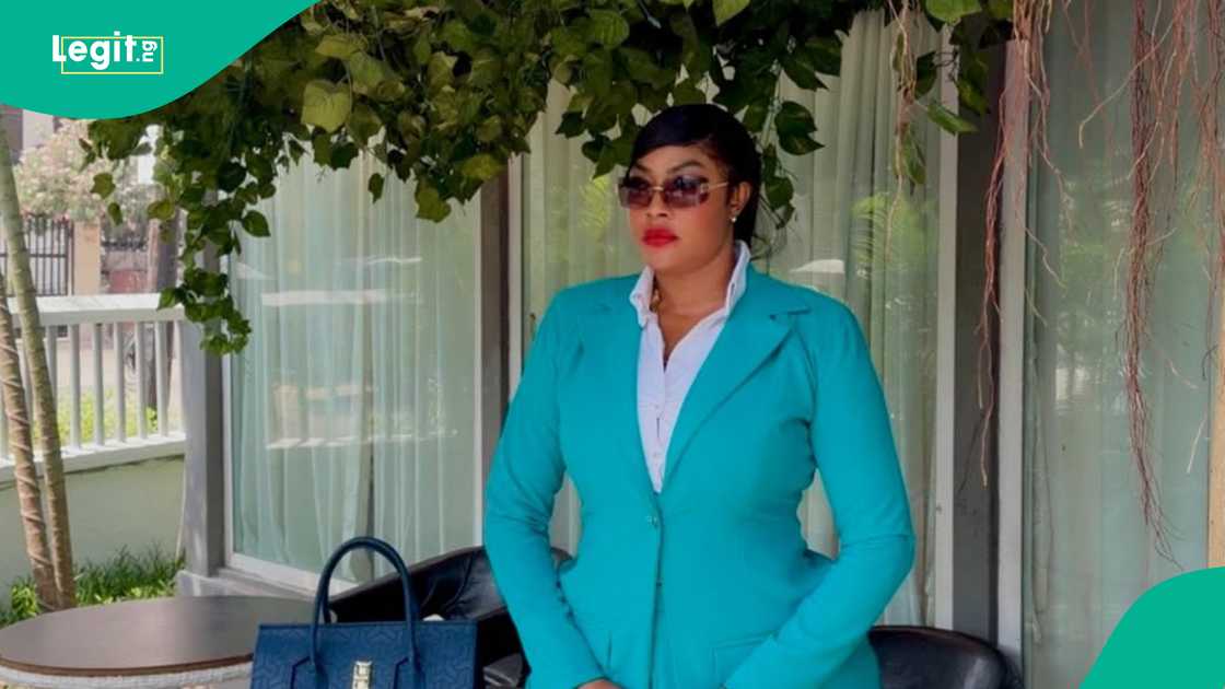 Stanley Ontop visits Angela Okorie in detention, shares video