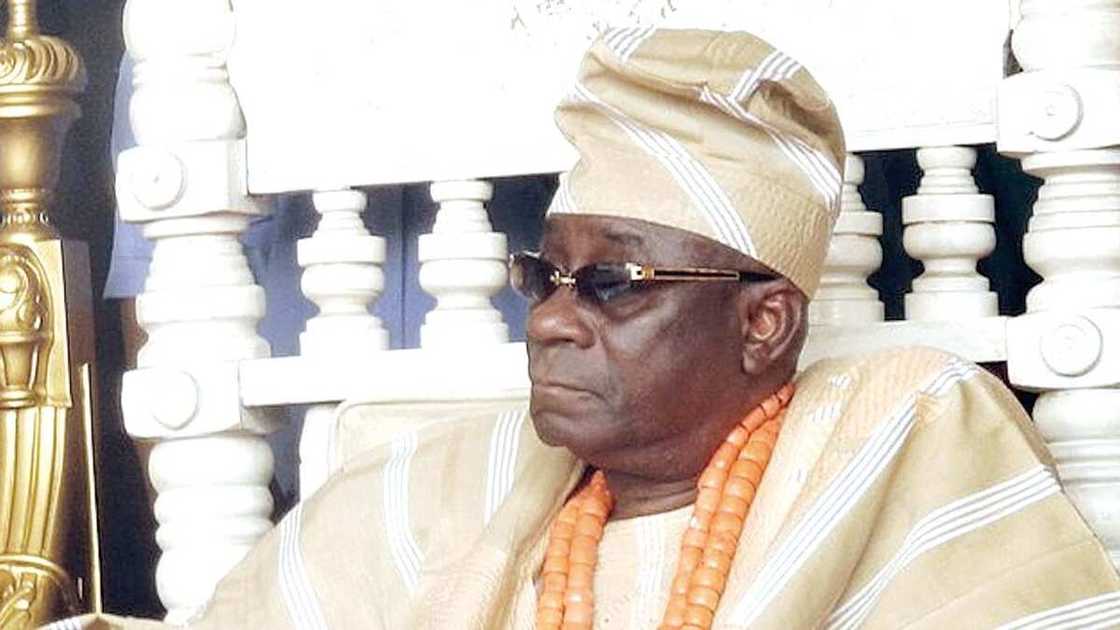 Ritual rites held to welcome Oba of Lagos, staff of office to the palace Ritual rites held to welcome Oba of Lagos, staff of office to the palace