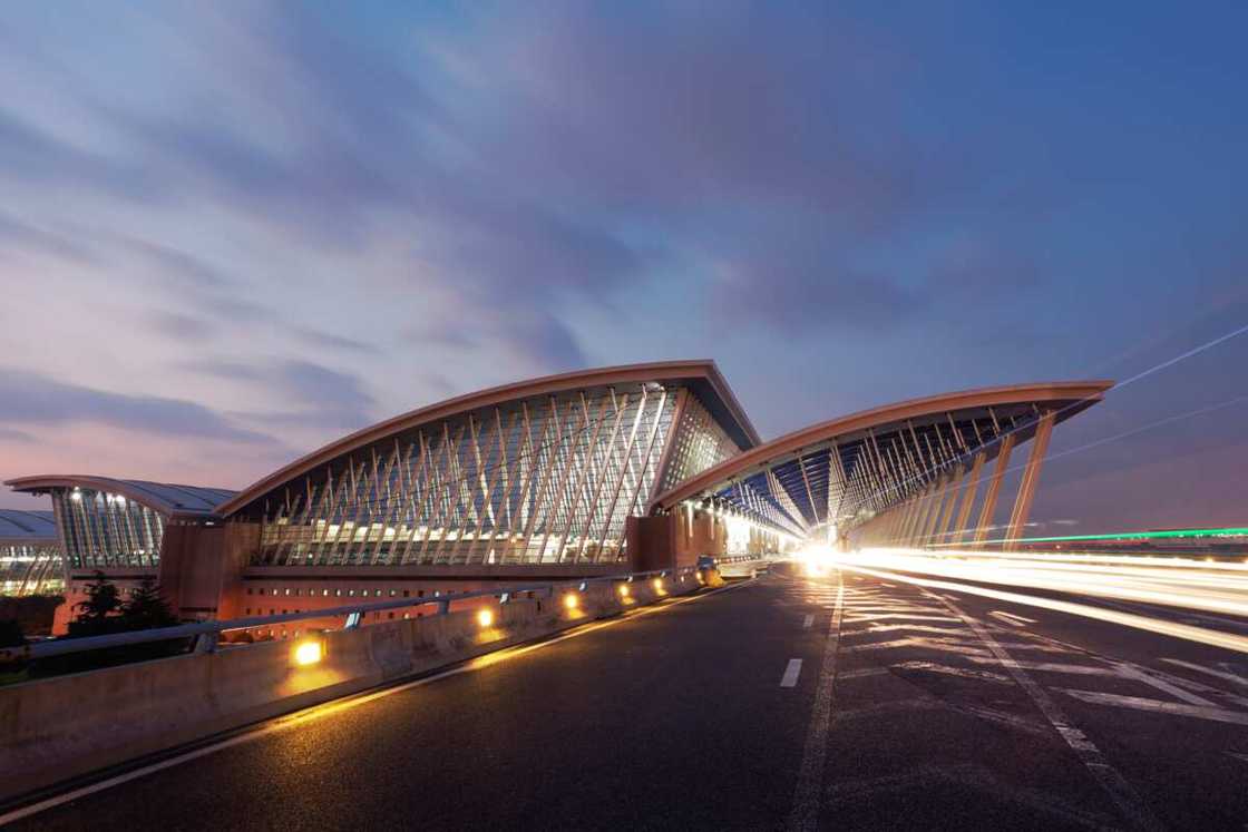 What is the biggest airport in the world? What is the biggest airport in the world?
