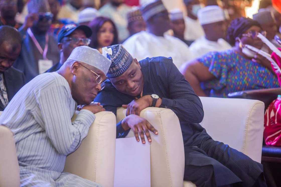 Atiku Abubakar da 'yan PDP Atiku Abubakar da 'yan PDP