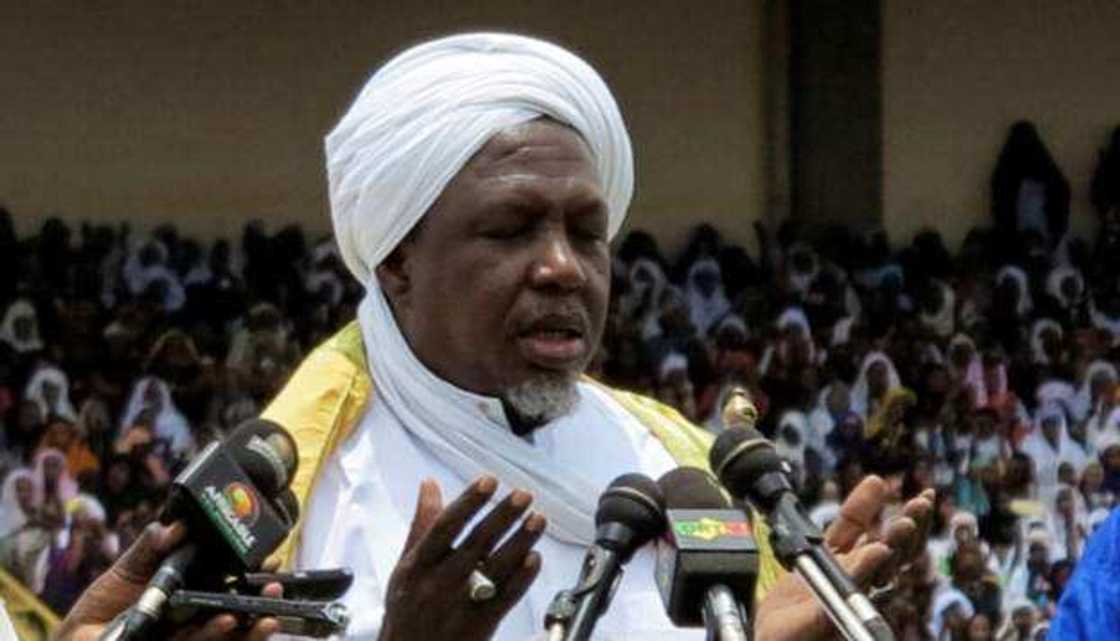 Tun da an kawar da shugaba Keita, zan koma Limanci a Masallaci - Imam Mahmoud Tun da an kawar da shugaba Keita, zan koma Limanci a Masallaci - Imam Mahmoud