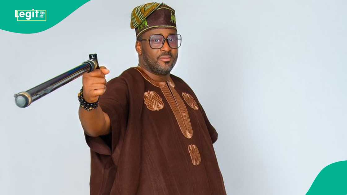 Desmond Elliot seen on movie loation after losing APC