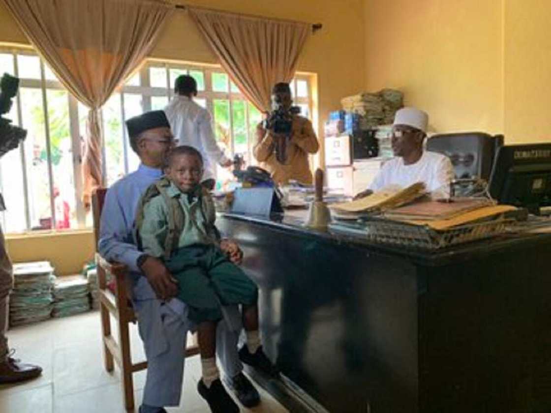 Iyaye sun fusata kan dalilin El-Rufai na cire dan shi daga makarantar gwamnati