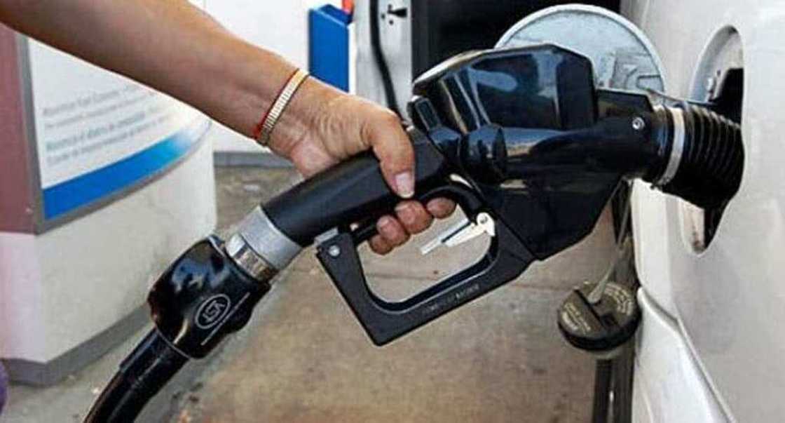 Man fetur ya yi wahala, 'yan kasa sun shiga damuwa Man fetur ya yi wahala, 'yan kasa sun shiga damuwa