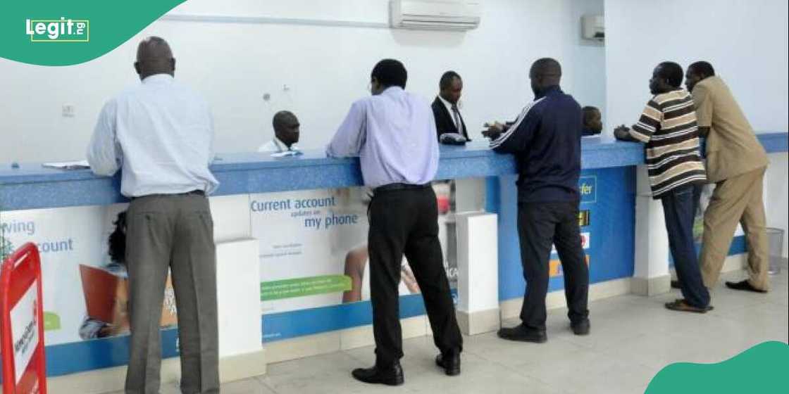 Banks' account closures rises in July