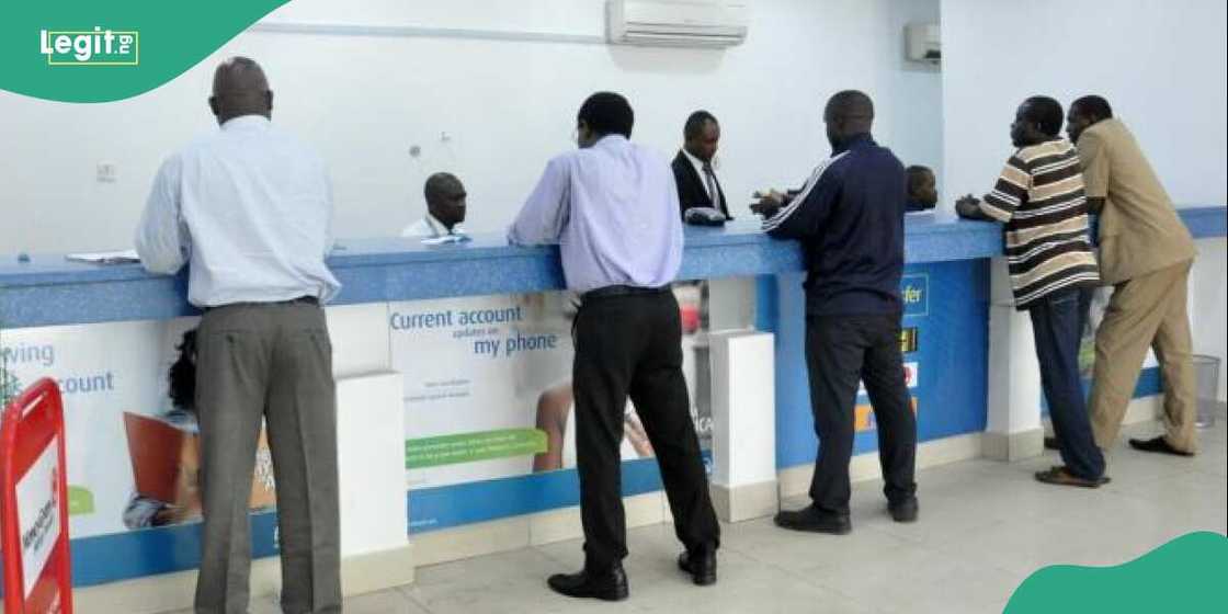 Banks' account closures rises in July Banks' account closures rises in July