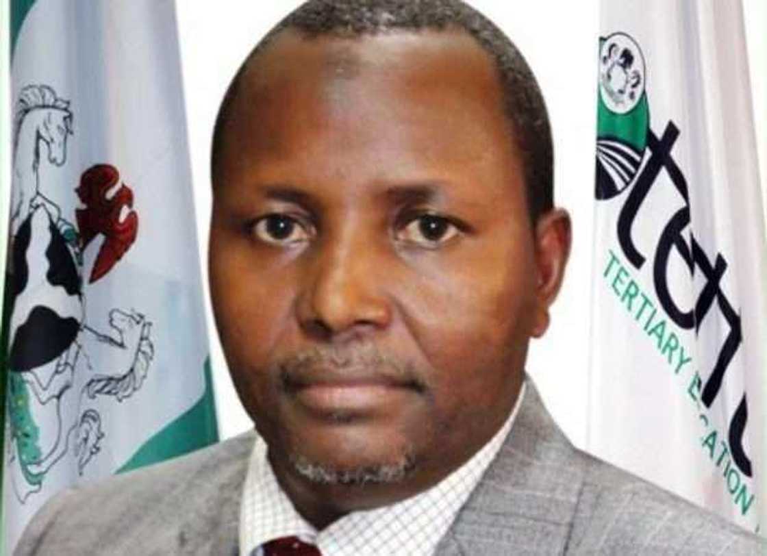 Ganduje: Dakta Baffa Bichi na APC ya ziyarci Abba Gida-gida har gida Ganduje: Dakta Baffa Bichi na APC ya ziyarci Abba Gida-gida har gida