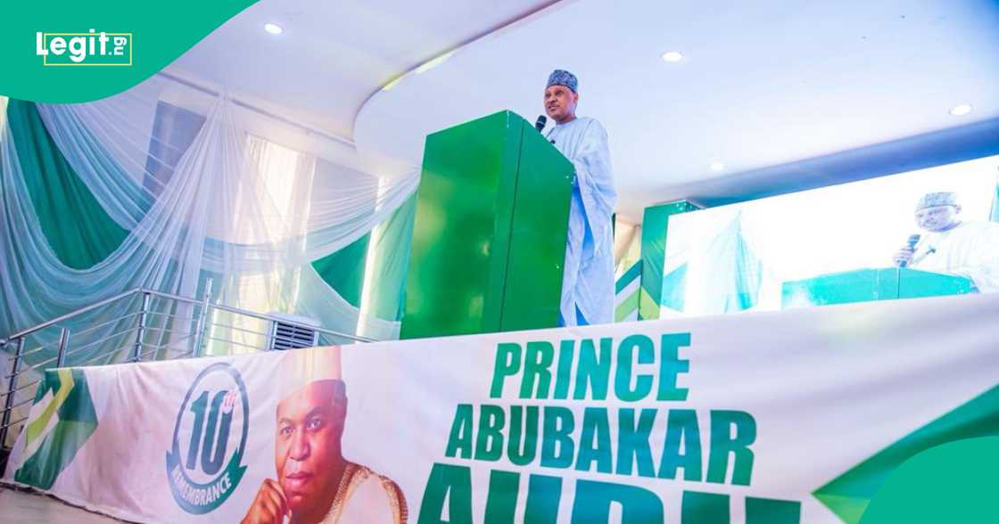 Ministan Yada Labarai, Mohammed Idris. Ministan Yada Labarai, Mohammed Idris.